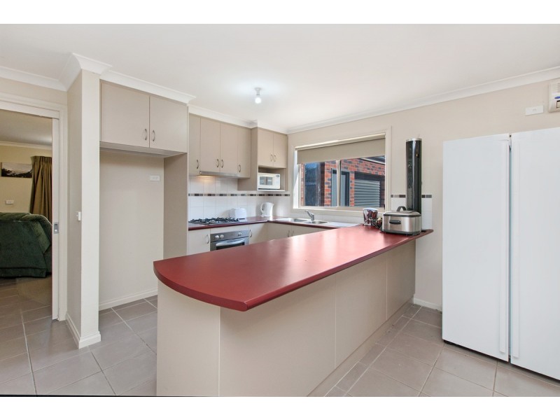 28 Oswald Street 2, Portland VIC 3305