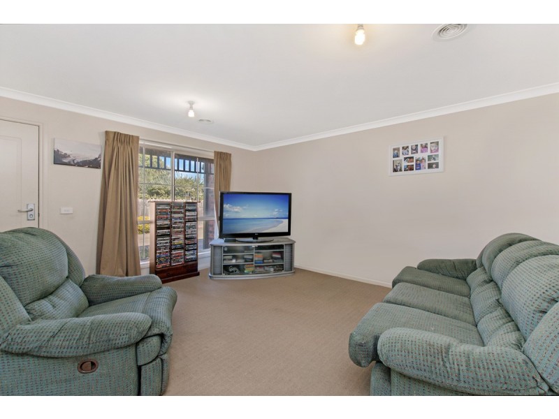 28 Oswald Street 2, Portland VIC 3305