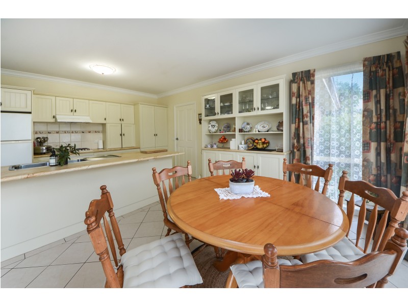 1 Clematis Court, Portland VIC 3305