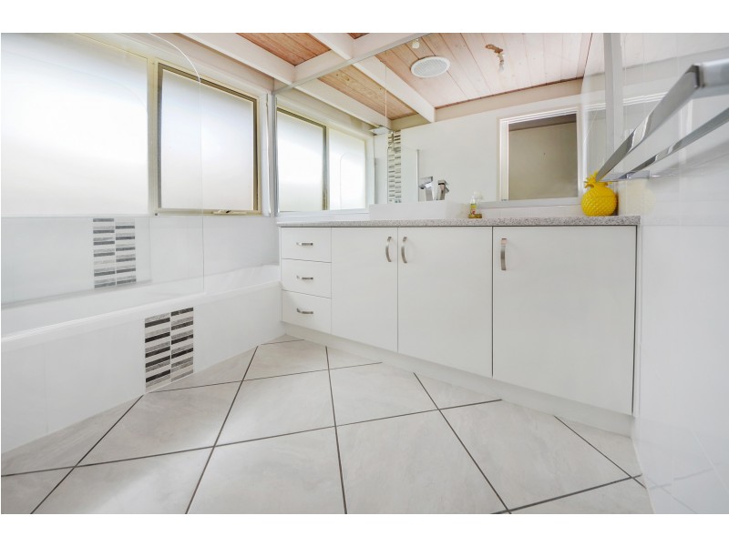 15 Webb Court, Portland VIC 3305