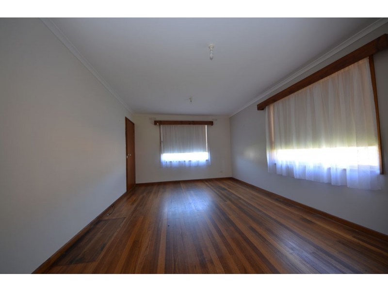 53 Waratah Crescent, Portland VIC 3305