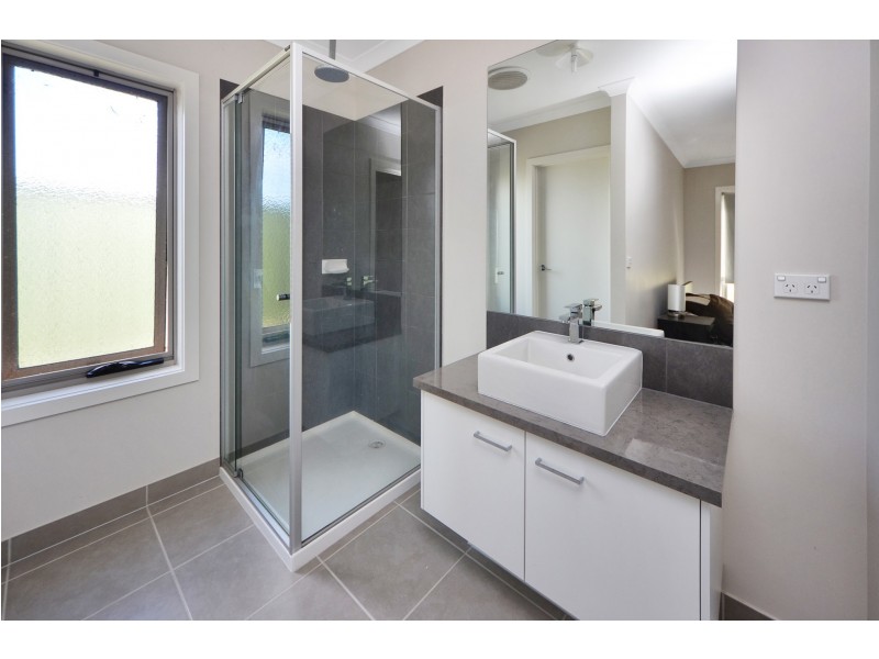 19 Vidic Drive, Portland VIC 3305