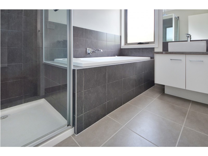 19 Vidic Drive, Portland VIC 3305