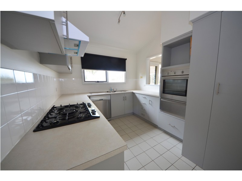 21 Shirva Crescent, Portland VIC 3305