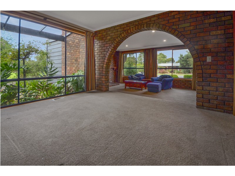 22 Burns Road, Portland VIC 3305