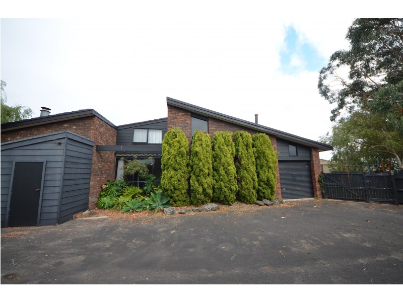 22 Burns Road, Portland VIC 3305