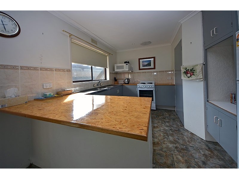 4 Wiltshire Court, Portland VIC 3305