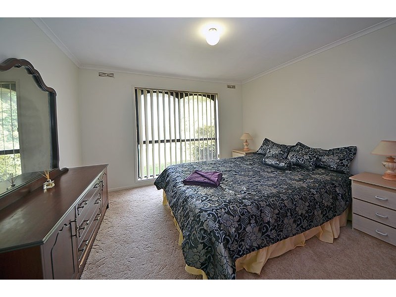 4 Wiltshire Court, Portland VIC 3305