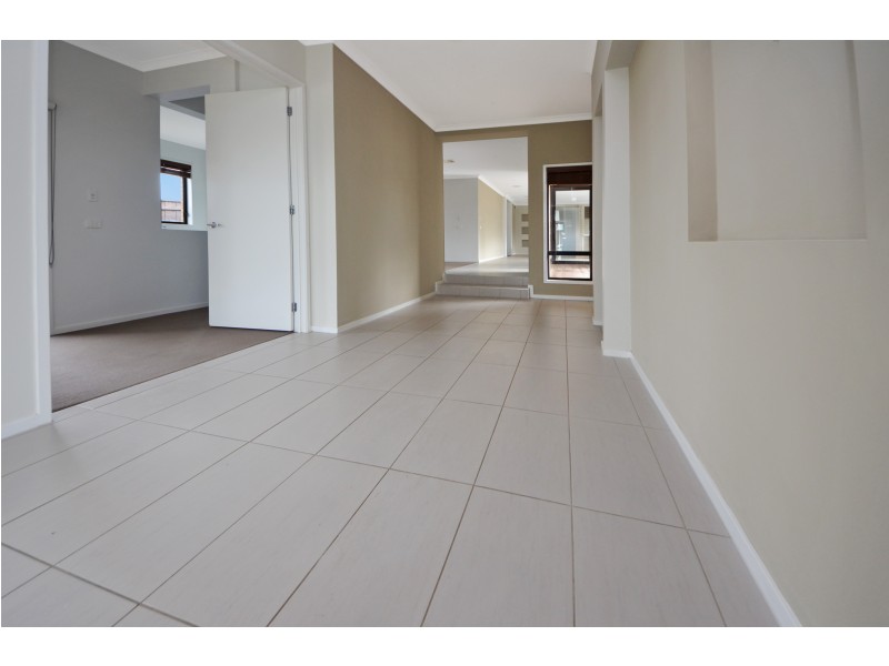 8 Pisces Court, Portland VIC 3305