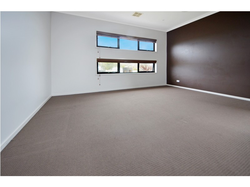 8 Pisces Court, Portland VIC 3305
