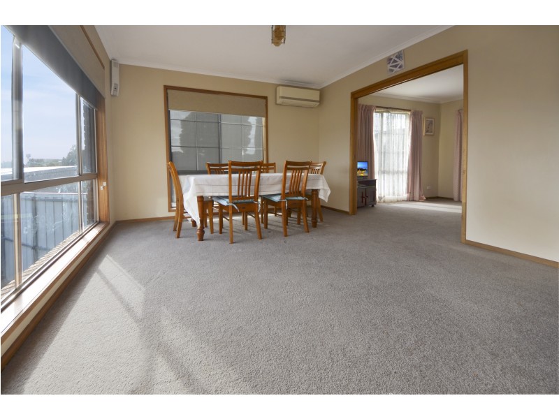 1 Carcoola Crescent, Portland VIC 3305