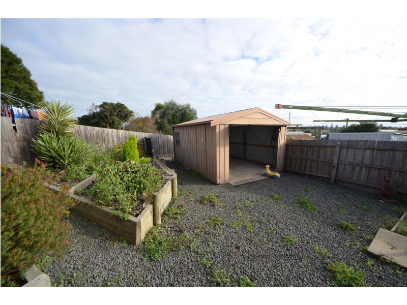 1 Carcoola Crescent, Portland VIC 3305