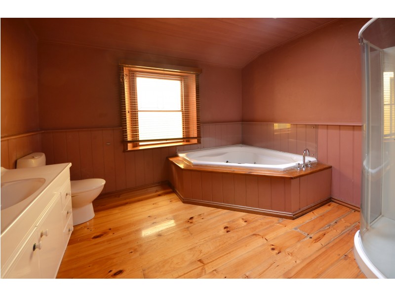 65 Wade Street, Portland VIC 3305