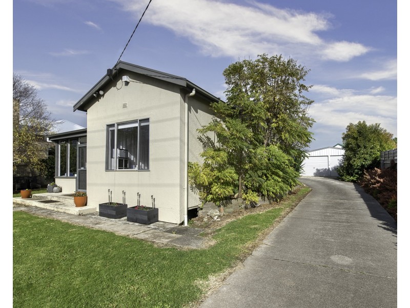 73 Garden Street, Portland VIC 3305