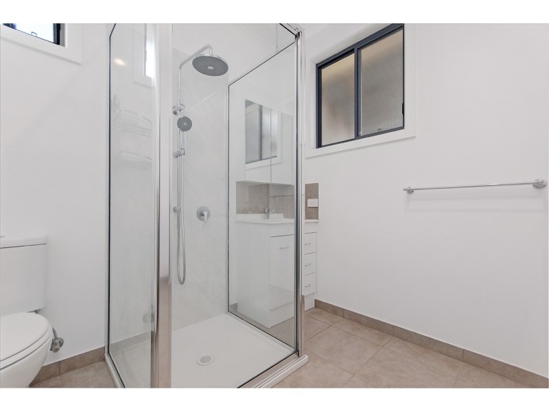 80 Lindsay Street, Heywood VIC 3304