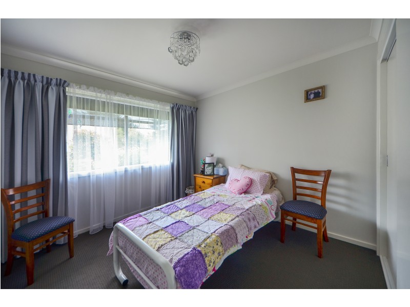 4 Neptune Avenue North, Portland VIC 3305