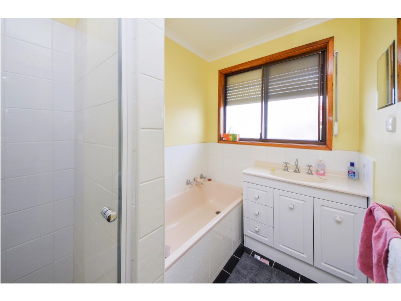 16 Barrowby Street, Portland VIC 3305