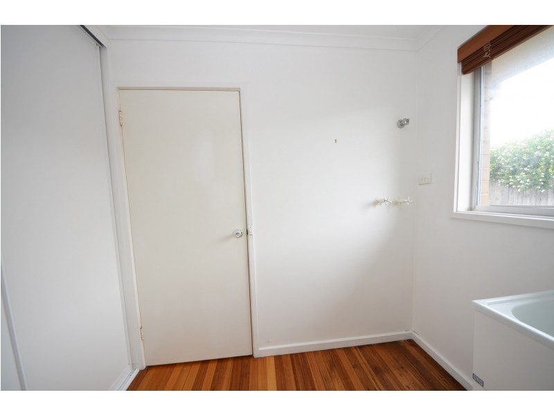 42 Waratah Crescent, Portland VIC 3305