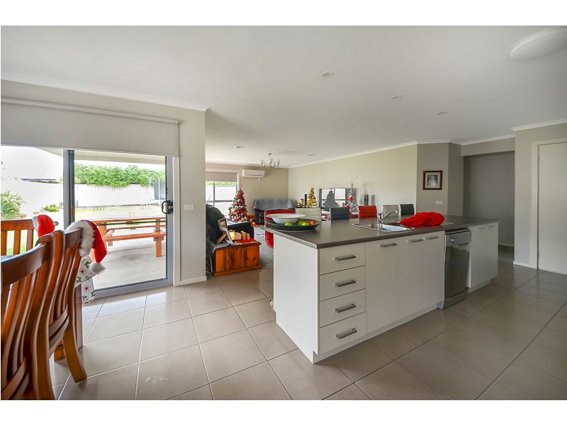 40 Madeira Close, Portland VIC 3305