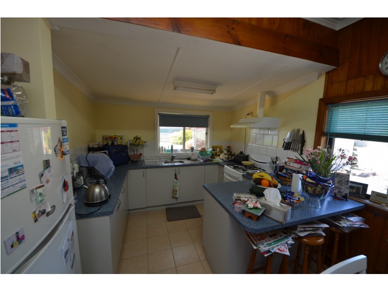 91 Barkly Street, Portland VIC 3305