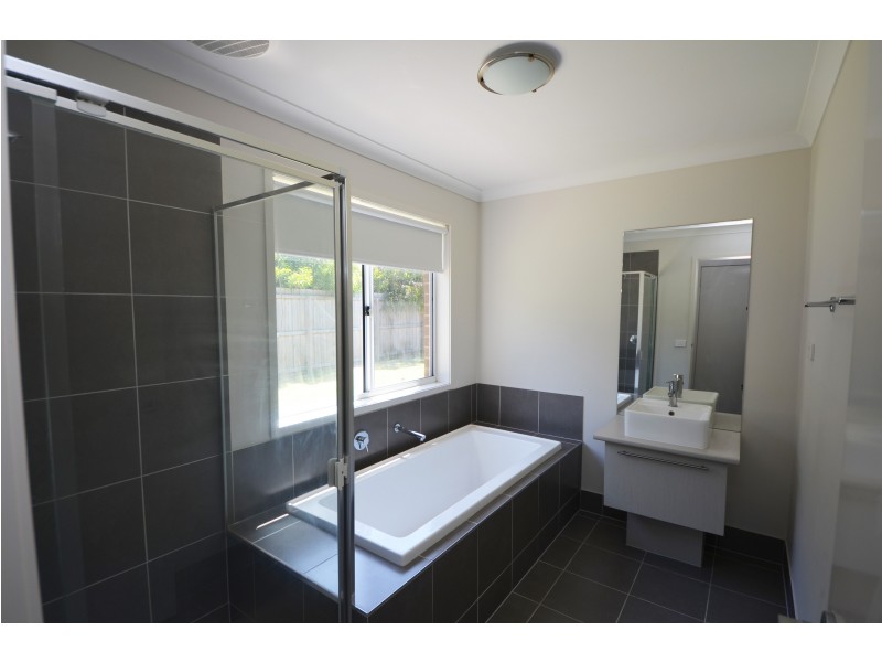 18 Horatio Court, Portland VIC 3305