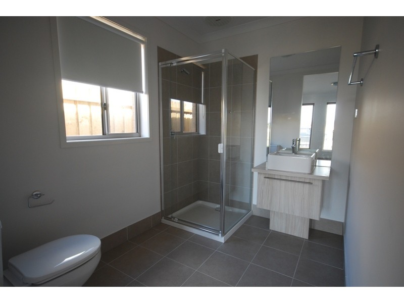 6 Victory Court, Portland VIC 3305