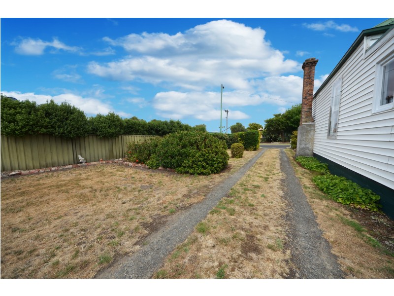 8 Croskell Street, Portland VIC 3305