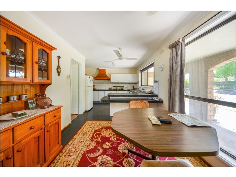 133 Bridgewater Road, Portland VIC 3305