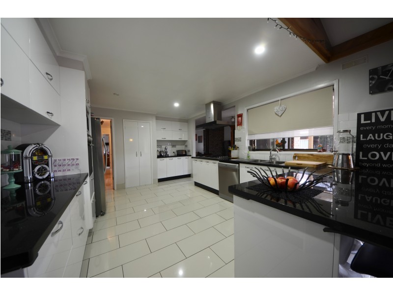 11 Bennett Street, Portland VIC 3305