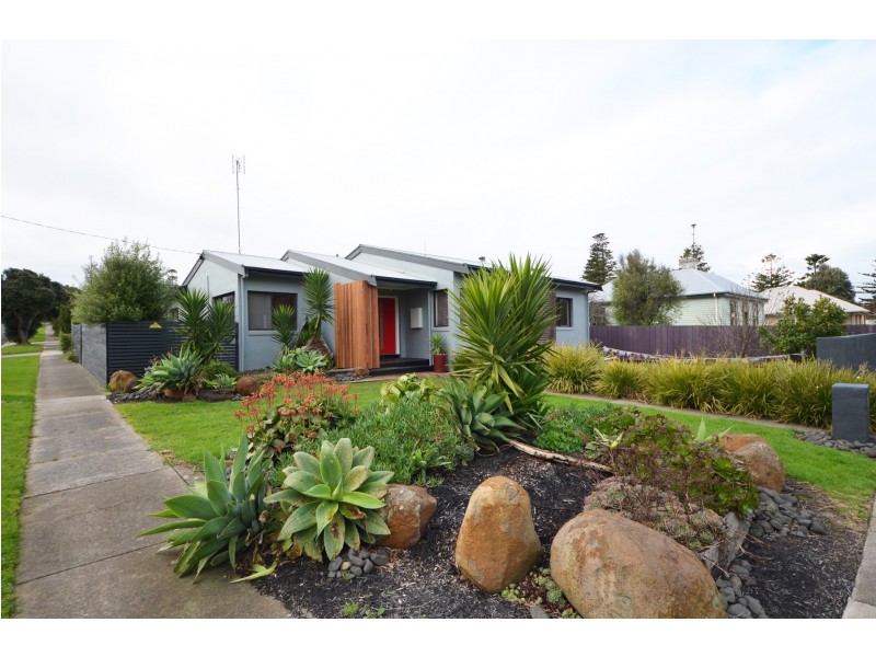32 Glenelg Street, Portland VIC 3305