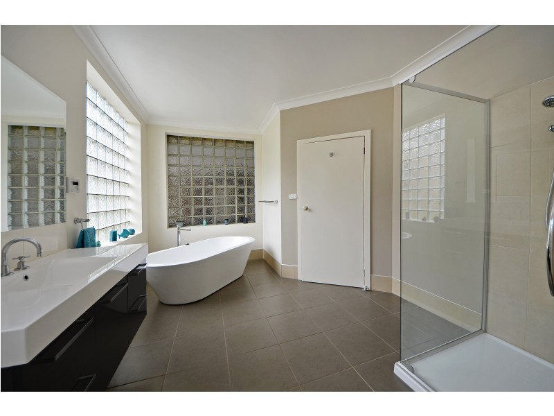 2 Evans Road, Portland VIC 3305