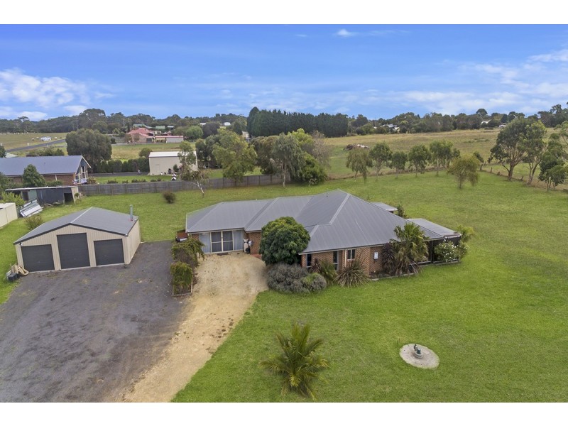 18 Bridgewater Road, Portland VIC 3305
