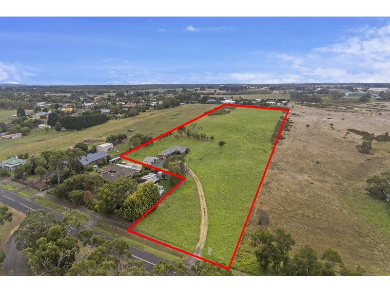 18 Bridgewater Road, Portland VIC 3305