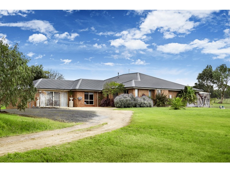 18 Bridgewater Road, Portland VIC 3305