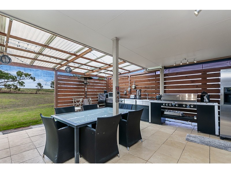 18 Bridgewater Road, Portland VIC 3305