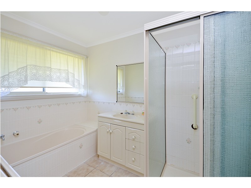 7 Juliani Place, Portland VIC 3305