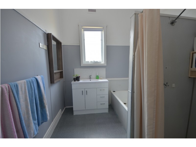 8 Croskell Street, Portland VIC 3305