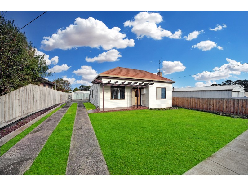 11 Albert Street, Portland VIC 3305