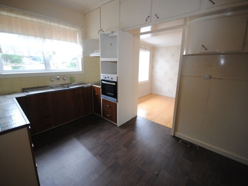 255 Hanlon Parade, Portland VIC 3305