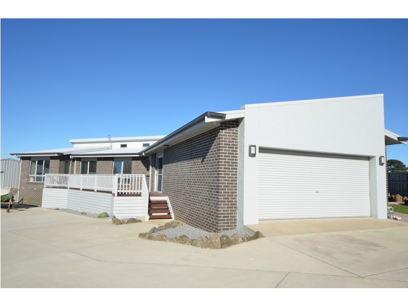 1 Tukki Court, Portland VIC 3305