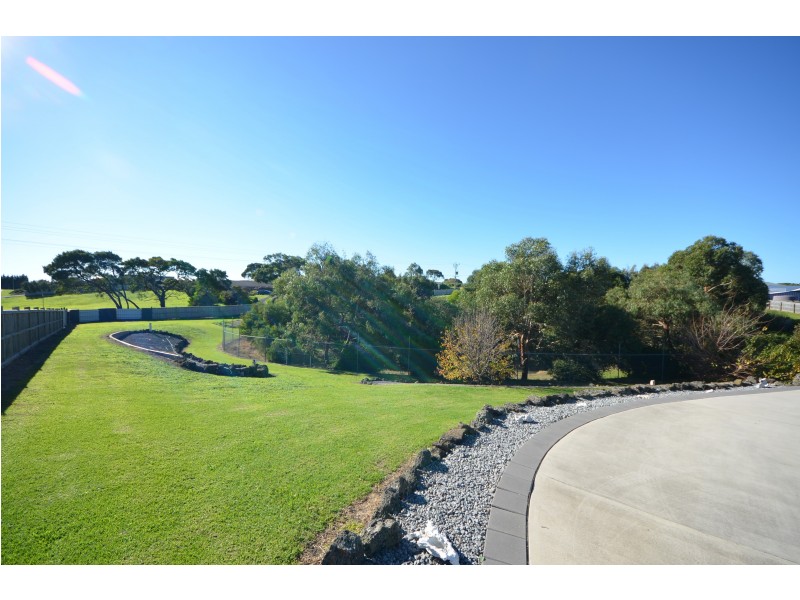 1 Tukki Court, Portland VIC 3305