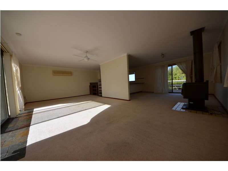 8481 Princes Highway, Portland VIC 3305