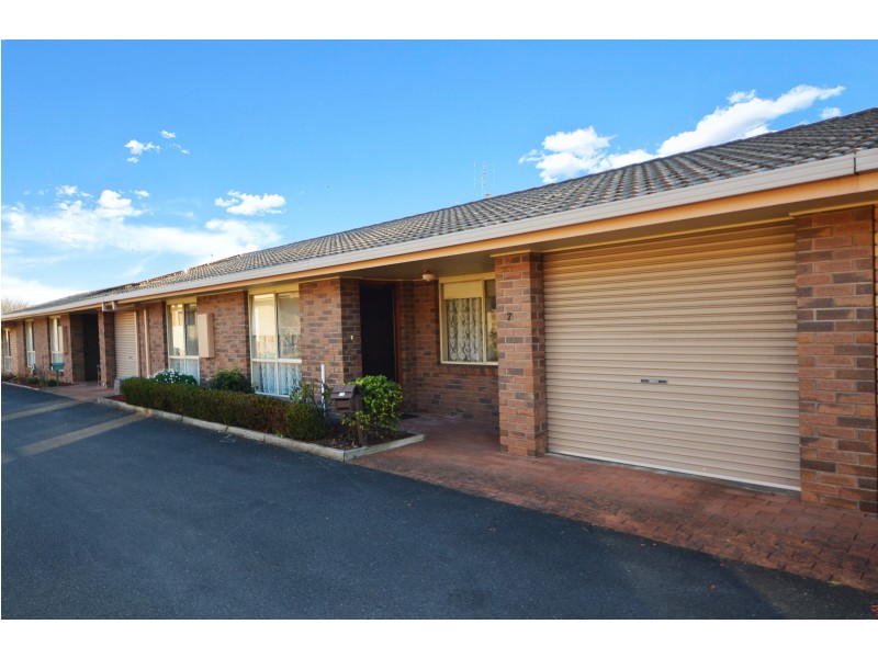 7 Juliani Place, Portland VIC 3305