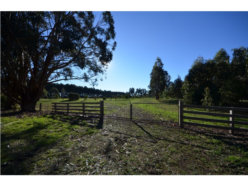 2 Roys Lane, Portland VIC 3305