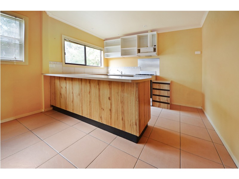 15 Moonah Avenue, Nelson VIC 3292