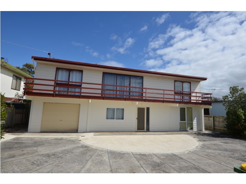 15 Beach Road, Allestree VIC 3305