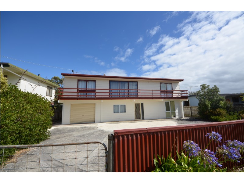 15 Beach Road, Allestree VIC 3305