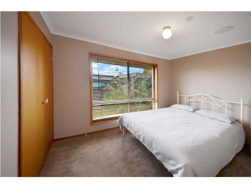 8 Admella Court, Portland VIC 3305
