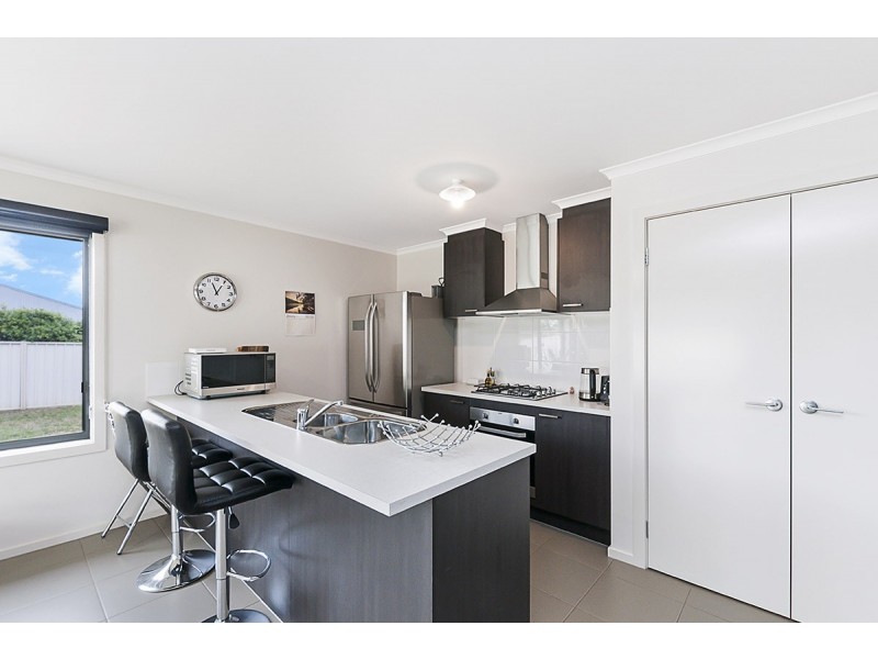 27 Coastal Court, Portland VIC 3305