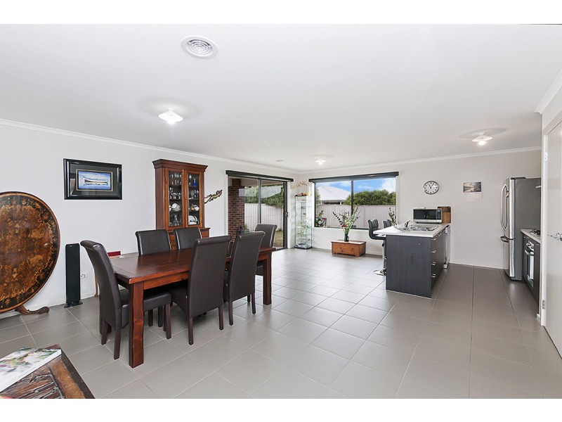 27 Coastal Court, Portland VIC 3305